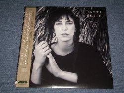Photo1: PATTI SMITH - DREAM OF LIFE / 1988 JAPAN ORIGINAL Used LP With OBI 