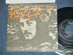 Photo1: DENNY LAINE  デニー・レイン - IT'S SO EASY イッツ・ソー・イージー  : Produced by PAUL McCARTNEY ( MINT/MINT)  / 1976 JAPAN ORIGINAL  Used 7"45 Single