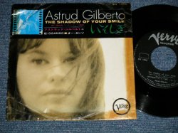 Photo1: ASTRUD GILBERTO アストラッド・ジルベルト - A) THE SHADOW OF YOUR SMILE いそしぎ B) OGANSO オー・ガンソ (VG+/Ex) / 1965 JAPAN ORIGINAL Used 7" 45 rpm Single