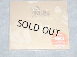 Photo1: THE VENTURES ベンチャーズ -  V-GOLD III (MINT-/MINT) / 2001 JAPAN ORIGINAL Used CD with OBI 