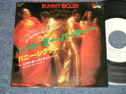 Photo1: BUNNY SIGLER  バニー・シグラー - LET ME PARTY WITH YOU レット・ミー・パーティー A) PART1  B) PART2 (Ex++/MINT- WOFC) / 1978 JAPAN ORIGINAL "WHITE LABEL PROMO" Used 7" Single 