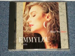 Photo1: EMMYLOU HARRIS エミルー・ハリス - BRAND NEW DANCE ブランド・ニュー・ダンス (MINT-/MINT) / 1990 JAPAN Used CD 