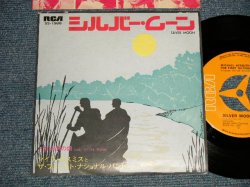 Photo1:  MICHAEL NESMITH & The FIRST NATIONAL BAND マイク・ネスミス＆  - A) SILVER MOON シルバー・ムーン  B) LADY OF THE VALLEY 谷間の娘 (Ex+/Ex+++) / 1970 JAPAN ORIGINAL Used 7" Single 