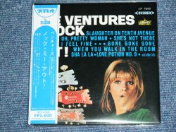 Photo1: THE VENTURES - KNOCK ME OUT  ( 2 in 1 MONO & STEREO / MINI-LP PAPER SLEEVE CD )  / 2004 JAPAN ONLY PROMO  Used CD 