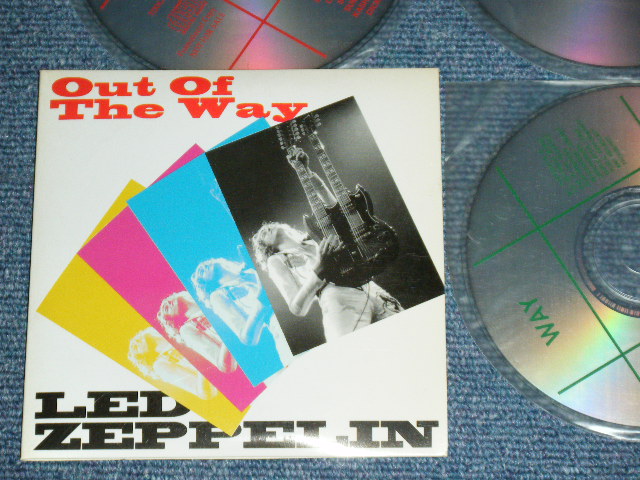LED ZEPPELIN -  OUT OF THE WAY ( LIVE AT MAY 18. 1977 )   /  COLLECTORS(BOOT) Mini-LP PAPER SLEEVE Used 3CD