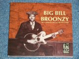 Photo: BIG BILL BROONZY ビッグ・ビル・ブルーンジー - THE FATHER OF CHICAGO BLUES GUITAR  (MINT/MINT)  / 1994  JAPAN Out-Of-Print Used CD 