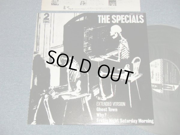 Photo1: THE SPECIALS スペシャルズ - GHOST TOWN  (MINT-/MINT  EDSP ) / 1981 JAPAN ORIGINAL Used 12" 45 rpm EP 