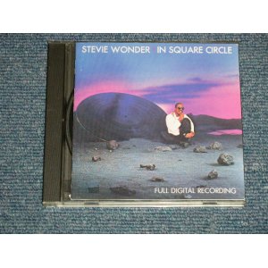 Photo: STEVIE WONDER スティービー・ワンダー -  IN SQUARE CIRCLE イン・スクエア・サークル   (MINT-/MINT) / 1985 JAPAN  ORIGINAL 1st Press  Used CD 