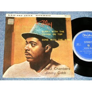 Photo: WYNTON KELLEY ウィントン・ケリー Paul Vhambers, Jimmy Cobb  - WYNTON KELLEY! ウエルカム・ウィントン・ケリー (Ex++/Ex++) / JAPAN ORIGINAL Used 7" 33 rpm EP 