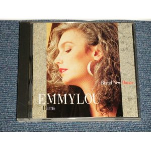 Photo: EMMYLOU HARRIS エミルー・ハリス - BRAND NEW DANCE ブランド・ニュー・ダンス (MINT-/MINT) / 1990 JAPAN Used CD 