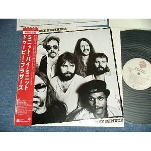 Photo: The DOOBIE BROTHERS ドゥービー・ブラザーズ - MINUTE BY MINUTE (MINT-/MINT-) / 1978 JAPAN ORIGINAL Used LP+Obi 