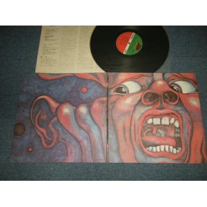 Photo: KING CRIMSON キング・クリムゾン - IN THE COURT OF THE CRIMSON KING クリムゾン・キングの宮殿 (MINT-/MINT-) /1976 Version JAPAN REISSUE "¥2,500 Yen mark" Used LP