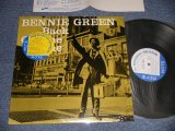 Photo: BENNIE GREEN ベニー・グリーン - BACK ON THE SCENE (MINT/MINT) / 1984 Version JAPAN REISSUE Used LP with SEAL OBI