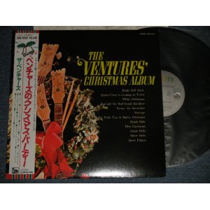 Photo: THE VENTURES ベンチャーズ - THE VENTURES CHRISTMAS ALBIUM  ベンチャーズのクリスマス・パーティー (MINT-/MINT-) / 1983 JAPAN REISSUE "¥2,300 Mark" Used LP with OBI 