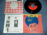 Photo: ARETHA FRANKLIN アレサ・フランクリン - A) Master Of Eyes (The Deepness Of Your Eyes) 燃ゆる愛の瞳  B) Moody's Mood For Love (Ex++/Ex+++) / 1973 JAPAN ORIGINAL Used 7"45's Single  With PICTURE COVER