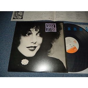 Photo: LIBBY TITUS リビー・タイタス - LIBBY TITUS リビー・タイタス (Ex+++/MINT-) / 1977 JAPAN ORIGINAL Used LP