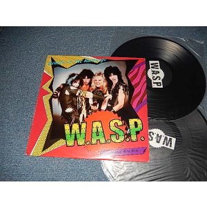 Photo: W.A.S.P. - BEASTS IN THE RAMPAGE (Ex/MINT- EDSP) / 1984 COLLECTOR'S / BOOT Used 2-LP