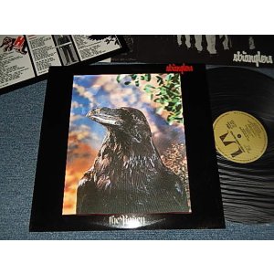 Photo: THE STRANGLERS ストラングラーズ - THE RAVEN  "3-D JACKET / COVER" (With CUSTOM INNER SLEEVE" (MINT-/MINT-) / 1979 JAPAN ORIGINAL Used LP 