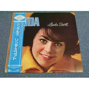 Photo: LINDA SCOTT - SINGLES /  1985 JAPAN Only MONO LP With OBI 