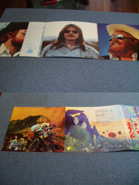 Photo: ZZ TOP - TEJAS / 1977 JAPAN Complete Set LP with OBI 