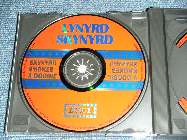 Photo: LYNYRD SKYNYRD - SKYNYRD SMOKES A DOOBIE /  COLLECTORS BOOT  Used 2CD