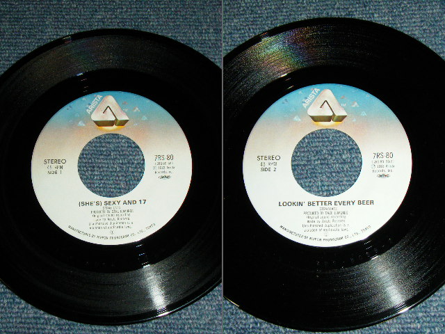 Photo: STRAY CATS  ストレイ・キャッツ - SEXY AND 17  (Ex+++/MINT-)/ 1983 Japan ORIGINAL Used 7" Single With PICTURE SLEEVE 