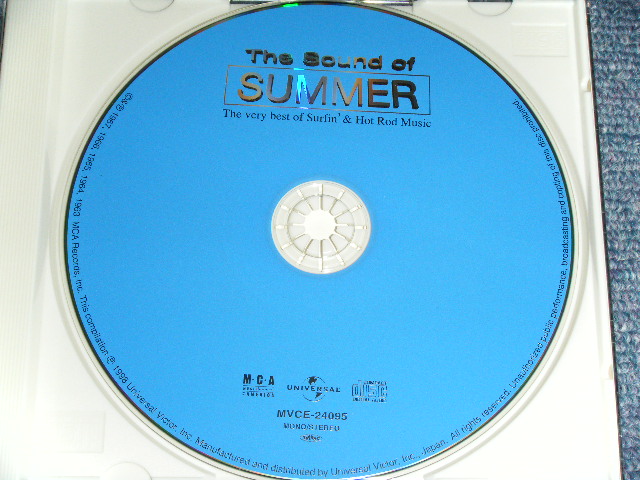 Photo: v.a. OMNIBUS ( CHANTAYS, RUMBLERS, SURFARIS, KEITH GREEN, BEACHCOMBERS, PAT BOONE, COMPETITORS, RONDELS, DEVONS, DON BRANDON, HAL BLAINE, SURF RIDERS, JOHNNY CYMBAL,DARTELLS, ROBIN WARD ) )  ) - サウンド・オブ・サマー ( ユニバーサルビクター編 )  THE SOUND OF SUMMER : THE VERY BEST OF SURFIN' & HOT ROD MUSIC ( UNIVERSAL VICTOR  ) / 1998 JAPAN ORIGINAL Used  CD With OBI 