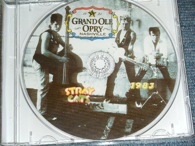 Photo: STRAY CATS ストレイ・キャッツ With CARL PERKINS - GRAND OLE OPRY ( NASHVILLE 18TH DECEMBER 1983 )   /  COLLECTORS (  BOOT ) Brand New  CD-R 