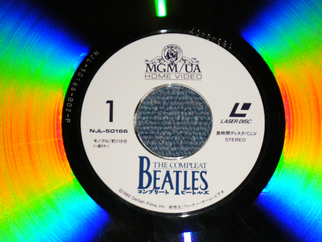 Photo: BEATLES - THE COMPLETE BEATLES / 1994 JAPAN REISSUE  Used LASER DISC