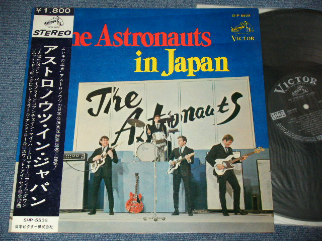 Photo1: THE ASTRONAUTS - IN JAPAN ( LIVE 65 ) / 1965 JAPANE ORIGINAL Used LP With OBI 