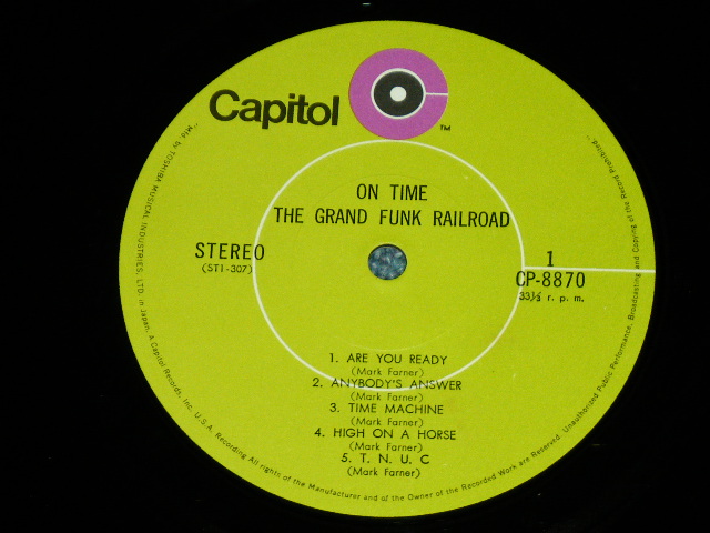 Photo: GRAND FUNK RAILROAD = GFR - ON TIME ( Ex++/MINT- ) / 1969 JAPAN  ORIGINAL Used  LP With OBI
