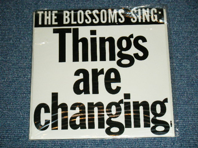 Photo1: A) THE BLOSSOMS  - THINGS ARE CHANGING ( MADE by BRIAN WILSON of The BEACH BOYS & PHIL SPECTOR )  : B) The CRYSTALS - PLEASE BE MY BOYFRIEND  / 1980's  JAPAN REPRO? PROMO ONLY  "BRAND NEW" 7" Single 