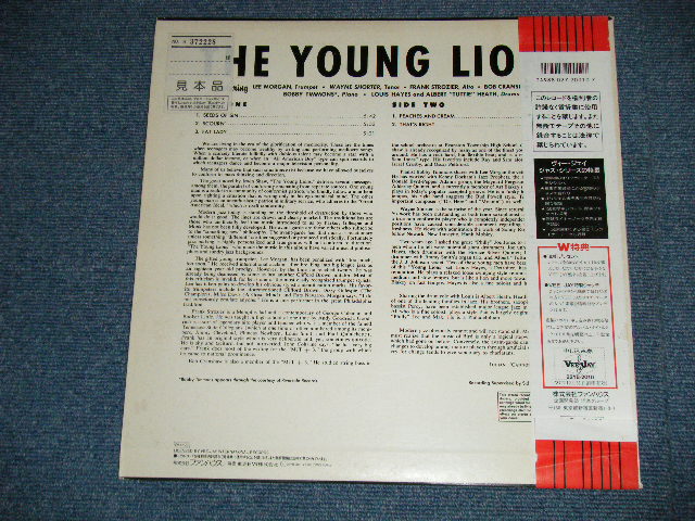 Photo: THE YOUNG LIONS ザ・ヤング・ライオンズ(WAYNE SHORTER LEE MORGAN ウェイン・ショーター、リー・-モーガン) -  THE YOUNG LIONS ( Ex+/MINT ) / 1987  JAPAN  ORIGINAL "PROMO" Used  LP  with OBI  