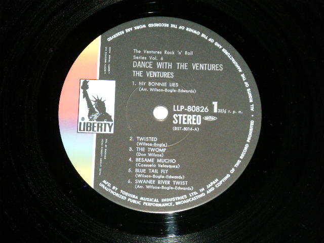 Photo: THE VENTURES ベンチャーズ - IN JAPAN イン・ジャパン第１集 (Ex++/Ex+++ Looks:MINT-) / 1976 JAPAN REISSUE Used LP