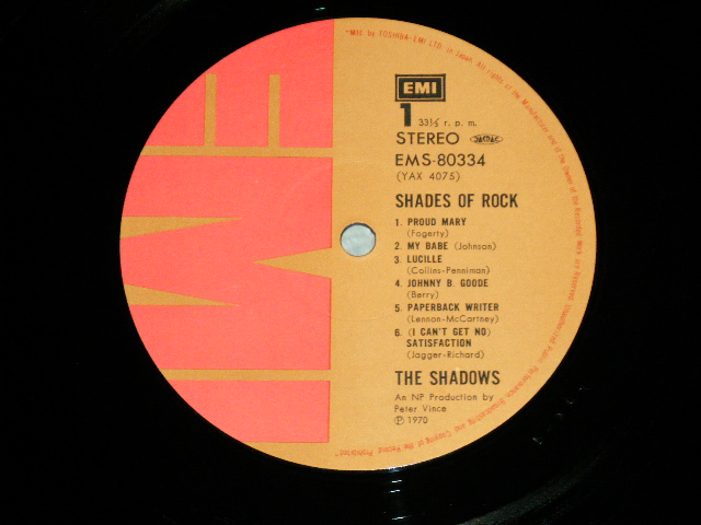 Photo: THE SHADOWS シャドウズ -  SHADES OF ROCK 　シェーズ・オブ・ロック ( Ex+++/MINT-)  / 1975 JAPAN REISSUE used LP with OBI オビ付