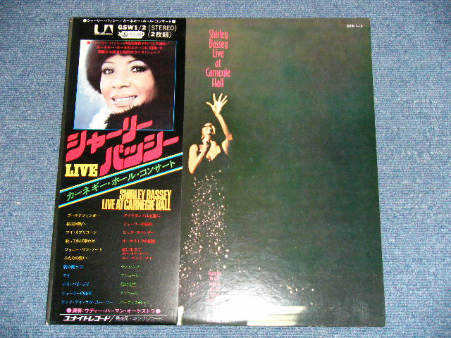 Photo: SHIRLEY BASSEY シャーリー・バッシー - LIVE AT CARNEGIE HALL カーネギー・ホール・コンサート (MINT-/MINT) / 1973 JAPAN ORIGINAL Used 2-LP with OBI オビ付