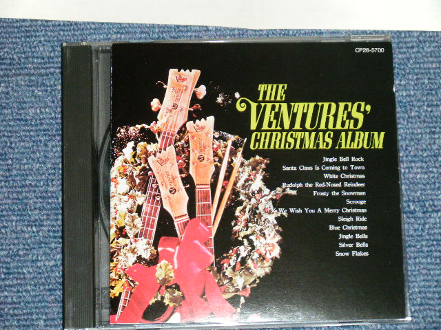 Photo1: THE VENTURES - THE VENTURES' CHRISTMAS ALBUM  (Ex+++/MINT) / 1989 JAPAN ORIGINAL? Used CD  