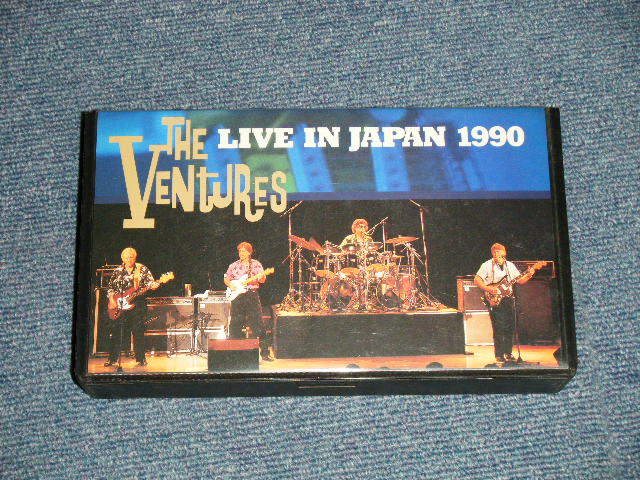 Photo1: The VENTURES  ベンチャーズ  - LIVE IN JAPAN 1990 ライヴ・イン・ジャパン 1990  (Ex+++/MINT)  /1990 JAPAN ORIGINAL Used VIDEO [VHS] 