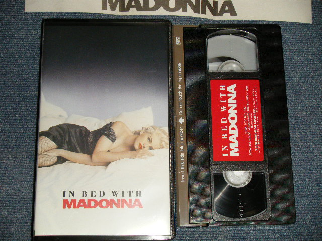 Photo1: MADONNA マドンナ - IN BED WITH MADONNA (MINT/MINT)  / 1991 JAPAN ORIGINAL Used VIDEO 