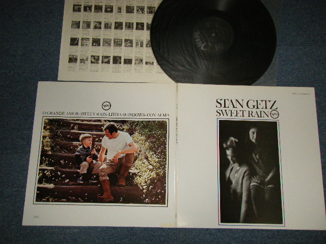 Photo1: STAN GETZ AND スタン・ゲッツ  -  SWEET RAIN (MINT-/MINT-) / 1985 Japan REISSUE Used LP