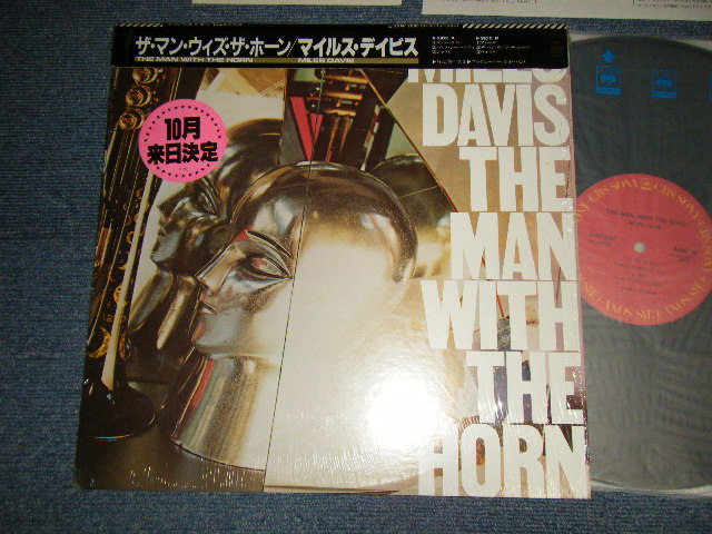 Photo1: MILES DAVIS マイルス・デイビス - THE MAN WITH THE HORN (MINT/MINT) / 1981 JAPAN ORIGINAL Used LP with OBI 