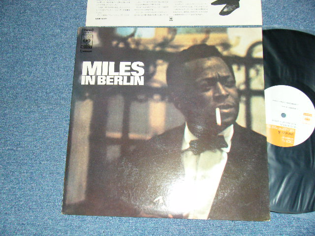 Photo1: MILES DAVIS マイルス・デイビス - MILES IN BERLIN (Ex+++/MINT- EDSP) / 1969 Japan ORIGINAL Used LP