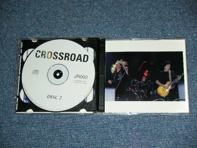 Photo: JIMMY PAGE & ROBERT PLANT of LED ZEPPELIN - CROSSROADS ( LIVE 1998 )  / COLLECTORS(BOOT) Used 2CD