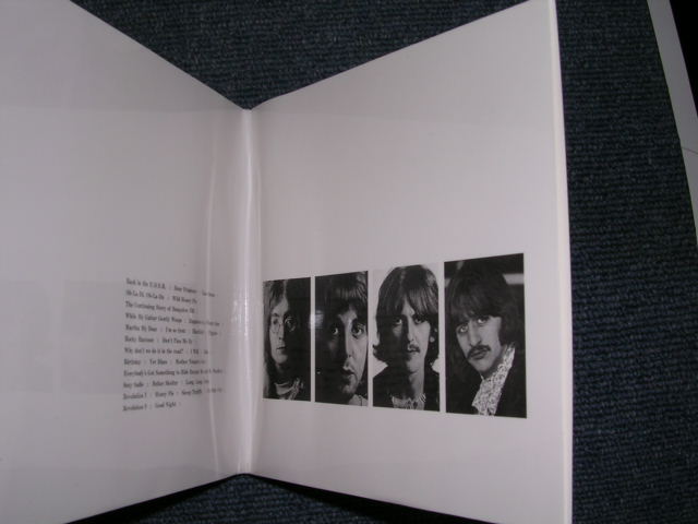 Photo: BEATLES - The Beatles WHITE ALBUM ( Uk MONO VERSION ) / Mini-LP Paper-Sleeve Used COLLECTOR'S 2 CD 