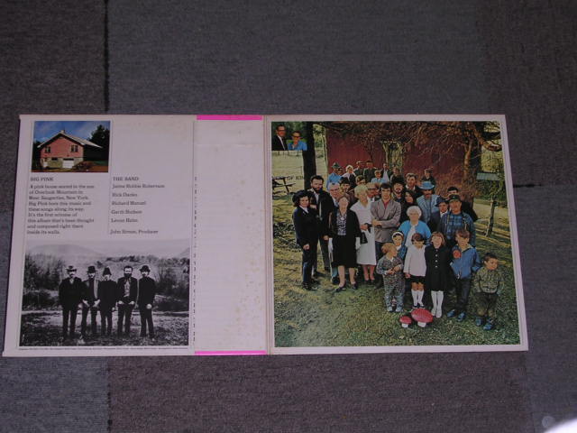 Photo: THE BAND ザ・バンド - MUSIC FROM BIG PINK (1st Debut ALBUM) (MINT-/MINT) / 1983 JAPAN REISSUE Used LP with OBI    