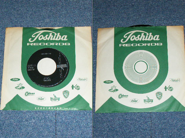 Photo: THE VENTURES  - WALK RIGHT IN  ( Large  370 Yen Mark :Ex++/Ex+++ ) / 1965 JAPAN REISSUE BLACK WAX VINYL  Used 7" Single 