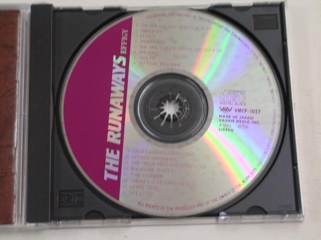 Photo: THE RUNAWAYS - EFFIGY / 1993 JAPAN used CD With  OBI 