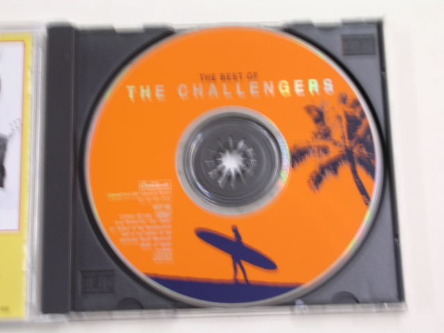 Photo: THE CHALLENGERS - KILLER SURF!  THE BEST OF / 1994 JAPAN ORIGINAL used CD With OBI 