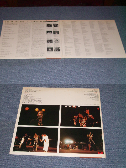 Photo: JAMES BROWN - ...LIVE  HOT ON THE ONE / 1980 JAPAN ORIGINAL 2 LP+Obi 