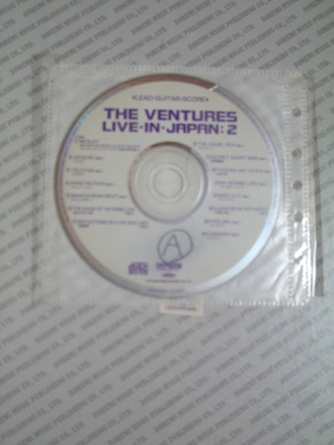 Photo: THE VENTURES - LEAD GUITAR SCORE  LIVE IN JAPAN 2  : LIVE IN JAPAN 1990  With CD  / 1998 JAPAN  Used BOOK + CD 